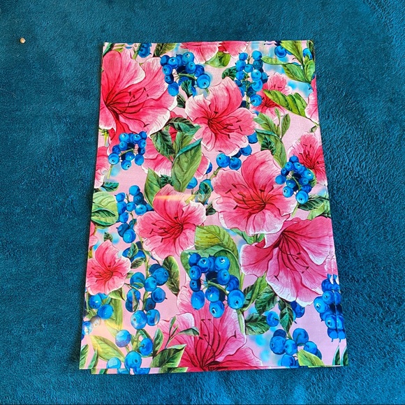 50 10X13 Berry Hibiscus Poly Mailers PRICE IS FIRM - Picture 5 of 6